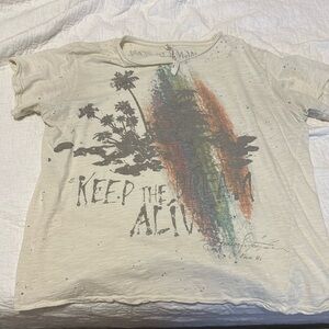 Magnolia Pearl Tshirt